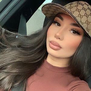 Meet your Posher, Tatyana